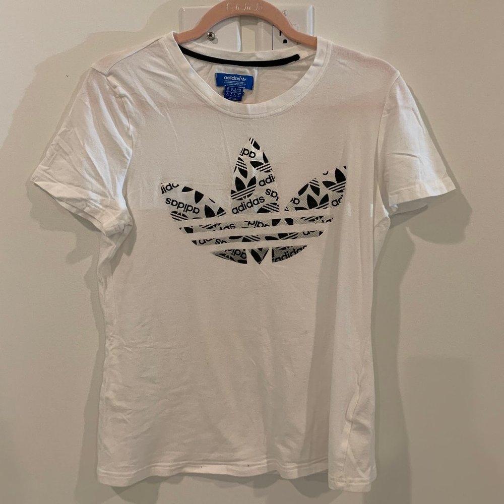 adidas t shirt size L